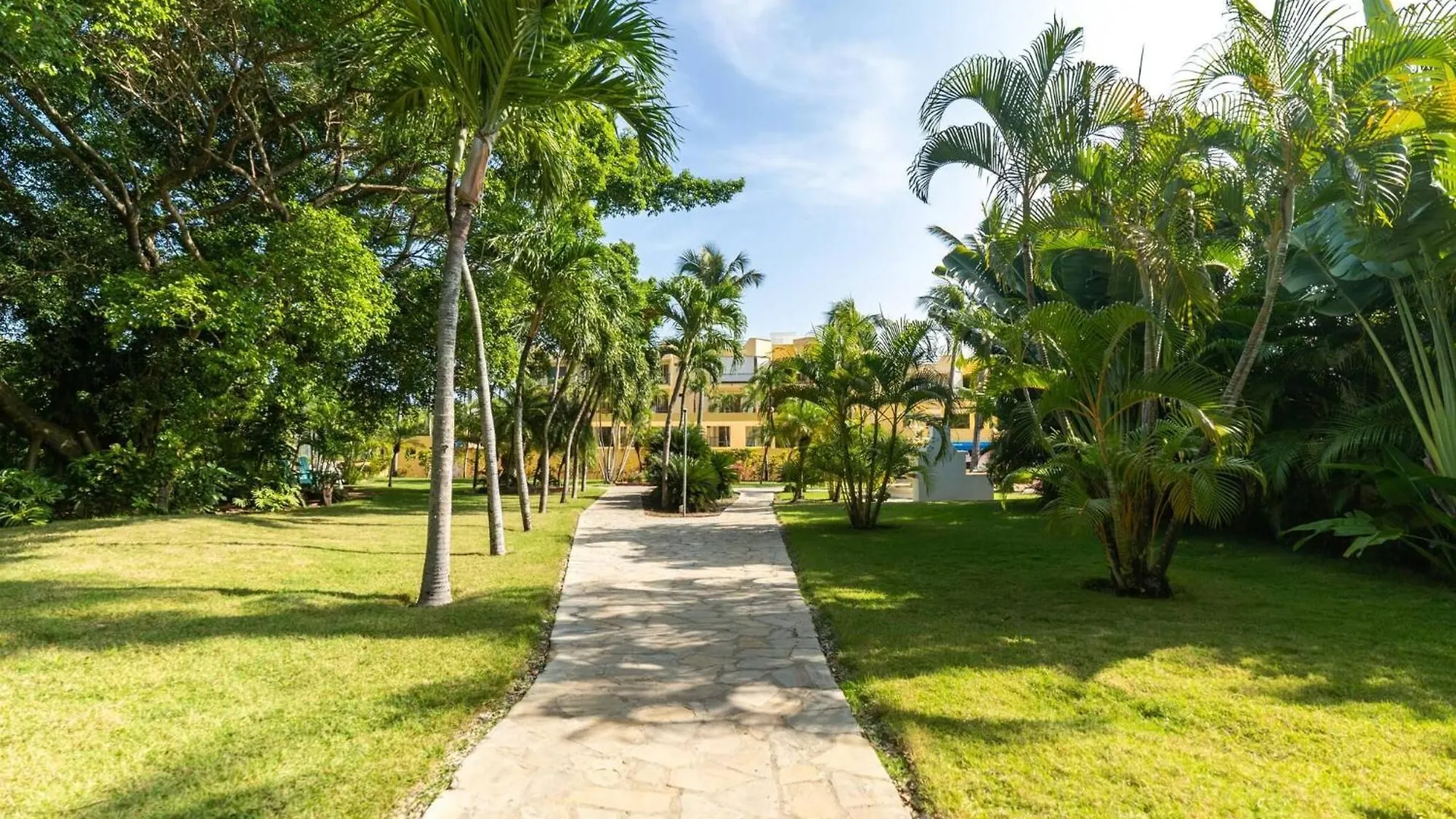 Garden Condos 7 - Central Apartment In Strip Sosua